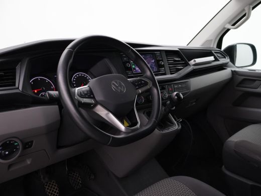 Volkswagen Transporter 2.0 TDI L2H1 HIGHLINE | LMV | TREKHAAK | APPLE CARPLAY | CAMERA | COMFORSTOELEN ActivLease financial lease