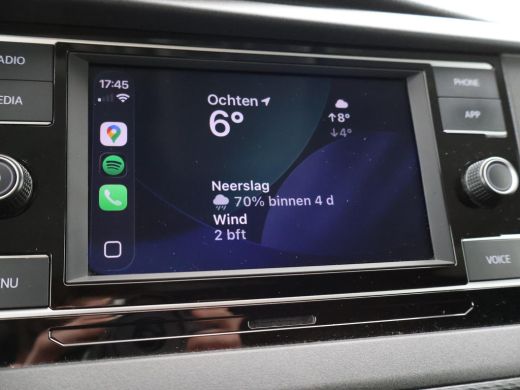 Volkswagen Transporter 2.0 TDI L2H1 HIGHLINE | LMV | TREKHAAK | APPLE CARPLAY | CAMERA | COMFORSTOELEN ActivLease financial lease