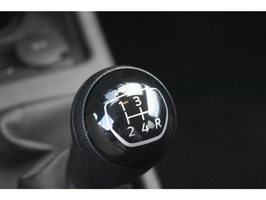 Volkswagen up! 1.0 MPI 65PK NAVI VIA APP | AIRCO | 14 INCH | DAB+ | START/ STOP SYSTEEM | LED ActivLease financial lease