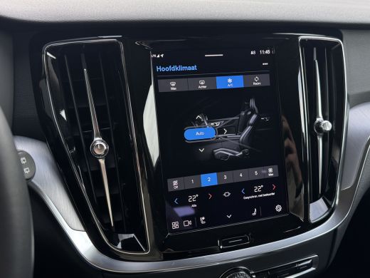 Volvo  V60 2.0 B3 Essential | Achterbank verwarmd | Achteruitrijcamera | Cruise control ActivLease financial lease