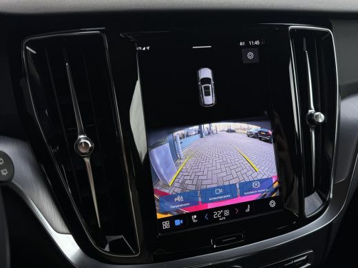 Volvo  V60 2.0 B3 Essential | Achterbank verwarmd | Achteruitrijcamera | Cruise control ActivLease financial lease