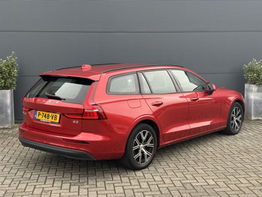 Volvo  V60 2.0 B3 Essential | Achterbank verwarmd | Achteruitrijcamera | Cruise control ActivLease financial lease