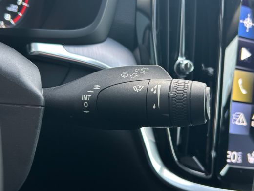 Volvo  V60 2.0 B3 Momentum Advantage | Achteruitrijcamera | Apple Carplay/Android Auto|telefoonintegratie pr... ActivLease financial lease