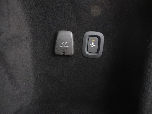 Volvo  V60 2.0 T5 Momentum | 1e eigenaar | Leder | Trekhaak | Adaptive cruise | Stoelverwarming | Carplay | ... ActivLease financial lease