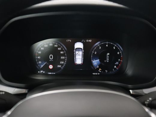 Volvo  V60 2.0 T5 Momentum | 1e eigenaar | Leder | Trekhaak | Adaptive cruise | Stoelverwarming | Carplay | ... ActivLease financial lease