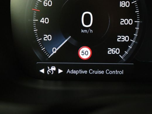 Volvo  V60 2.0 T5 Momentum | 1e eigenaar | Leder | Trekhaak | Adaptive cruise | Stoelverwarming | Carplay | ... ActivLease financial lease