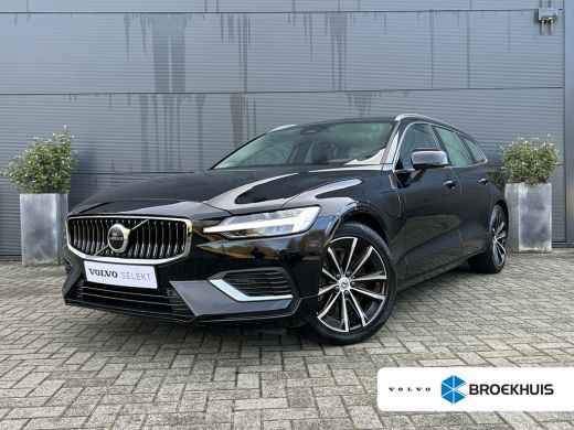 Volvo  V60 2.0 T6 Plug-in hybrid AWD Essential Bright | Trekhaak | Leder | Climate pack | BLIS | Pilot Assist |