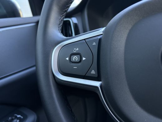 Volvo  V60 2.0 T6 Plug-in hybrid AWD Essential Bright | Trekhaak | Leder | Climate pack | BLIS | Pilot Assist | ActivLease financial lease