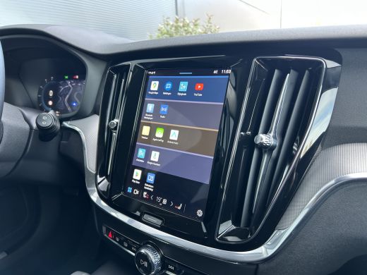 Volvo  V60 2.0 T6 Plug-in hybrid AWD Essential Bright | Trekhaak | Leder | Climate pack | BLIS | Pilot Assist | ActivLease financial lease