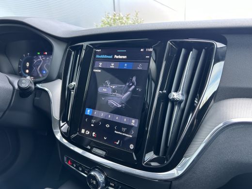 Volvo  V60 2.0 T6 Plug-in hybrid AWD Essential Bright | Trekhaak | Leder | Climate pack | BLIS | Pilot Assist | ActivLease financial lease