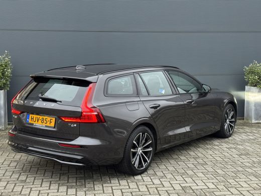 Volvo  V60 2.0 T6 Plug-in hybrid AWD Plus Dark | 360 camera | Trekhaak | Sportstoel | Harman/Kardon | Pilot ... ActivLease financial lease