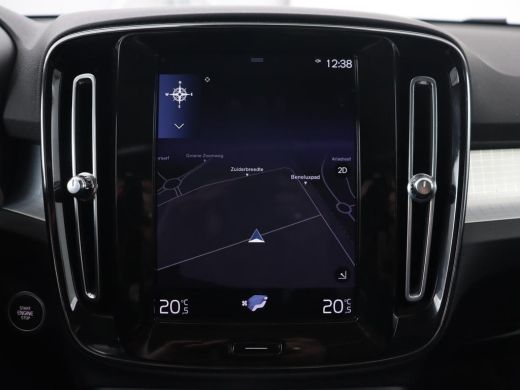 Volvo  XC40 1.5 T5 Recharge Business Pro | Panoramadak | Adaptive cruise | Camera | Carplay | Half leder | Na... ActivLease financial lease