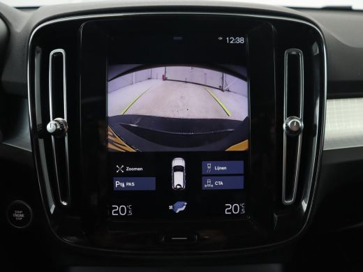 Volvo  XC40 1.5 T5 Recharge Business Pro | Panoramadak | Adaptive cruise | Camera | Carplay | Half leder | Na... ActivLease financial lease