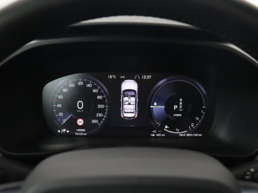 Volvo  XC40 1.5 T5 Recharge Business Pro | Panoramadak | Adaptive cruise | Camera | Carplay | Half leder | Na... ActivLease financial lease