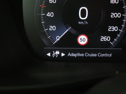 Volvo  XC40 1.5 T5 Recharge Business Pro | Panoramadak | Adaptive cruise | Camera | Carplay | Half leder | Na... ActivLease financial lease