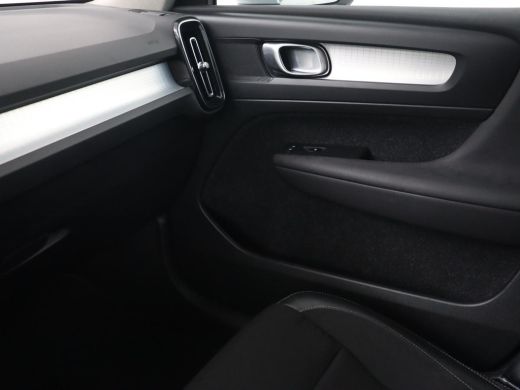 Volvo  XC40 1.5 T5 Recharge Business Pro | Panoramadak | Adaptive cruise | Camera | Carplay | Half leder | Na... ActivLease financial lease