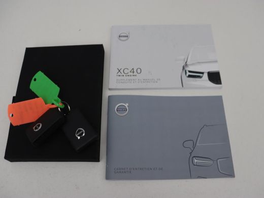 Volvo  XC40 1.5 T5 Recharge Business Pro | Panoramadak | Adaptive cruise | Camera | Carplay | Half leder | Na... ActivLease financial lease