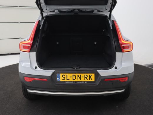 Volvo  XC40 1.5 T5 Recharge Business Pro | Panoramadak | Adaptive cruise | Camera | Carplay | Half leder | Na... ActivLease financial lease