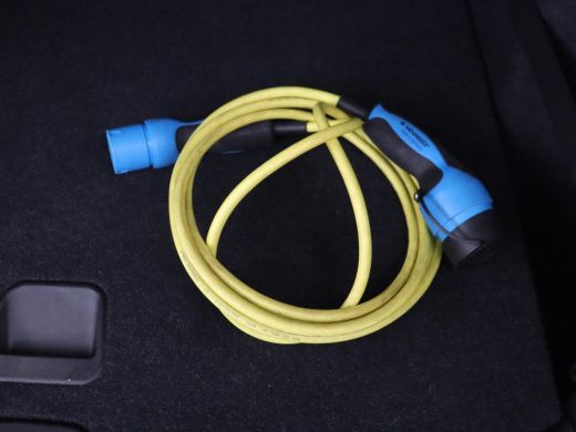 Volvo  XC40 1.5 T5 Recharge Business Pro | Panoramadak | Adaptive cruise | Camera | Carplay | Half leder | Na... ActivLease financial lease