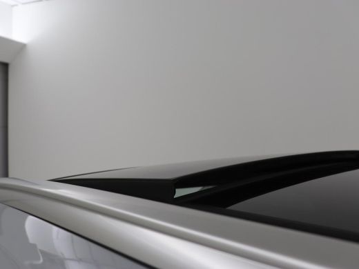 Volvo  XC40 1.5 T5 Recharge Business Pro | Panoramadak | Adaptive cruise | Camera | Carplay | Half leder | Na... ActivLease financial lease