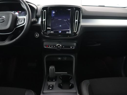 Volvo  XC40 1.5 T5 Recharge Business Pro | Panoramadak | Adaptive cruise | Camera | Carplay | Half leder | Na... ActivLease financial lease