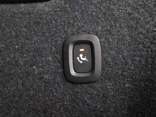 Volvo  XC40 1.5 T4 RECHARGE 211 PK AUT. INSCRIPTION + LEDER | TREKHAAK | 21 INCH | ADAPTIVE CRUISE | CAMERA ActivLease financial lease