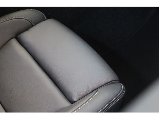 Volvo  XC40 B4 197PK Plus | Lounge Pack | 360&deg; | 20" | Leder | Privacy glas ActivLease financial lease