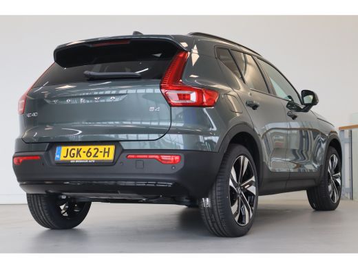 Volvo  XC40 B4 197PK Plus | Lounge Pack | 360&deg; | 20" | Leder | Privacy glas ActivLease financial lease