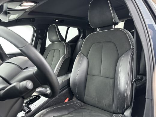 Volvo  XC40 Recharge Twin Pro | 19" Allseason | Panoramadak | Leder / Nubuck | Trekhaak | 360 Camera | Harman... ActivLease financial lease