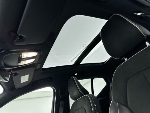 Volvo  XC40 Recharge Twin Pro | 19" Allseason | Panoramadak | Leder / Nubuck | Trekhaak | 360 Camera | Harman... ActivLease financial lease