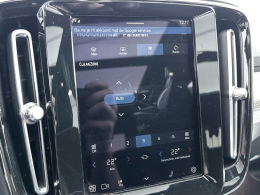 Volvo  XC40 Recharge Twin Pro | 19" Allseason | Panoramadak | Leder / Nubuck | Trekhaak | 360 Camera | Harman... ActivLease financial lease