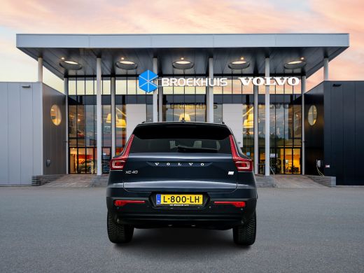 Volvo  XC40 Recharge Twin Pro | 19" Allseason | Panoramadak | Leder / Nubuck | Trekhaak | 360 Camera | Harman... ActivLease financial lease