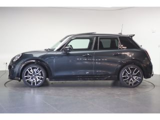 Mini 5-Deurs Cooper S Automaat / John Cooper Works / Pakket XL / 18" JCW Lap Spoke 2-tone