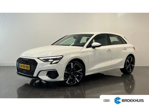 Audi A3 Sportback 40 TFSI e Business edition | Apple Carplay/Android Auto | Cruise control adaptief | Par...