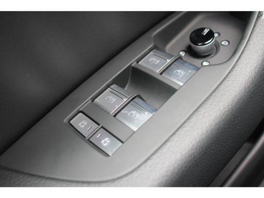 Audi A6 Avant 55 TFSIe Quattro S Competition | DEALER OH! | PANODAK | LED | ADAPTIVE CRUISE | ELEKTR TREK... ActivLease financial lease