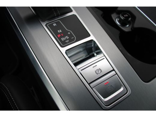 Audi A6 Avant 55 TFSIe Quattro S Competition | DEALER OH! | PANODAK | LED | ADAPTIVE CRUISE | ELEKTR TREK... ActivLease financial lease