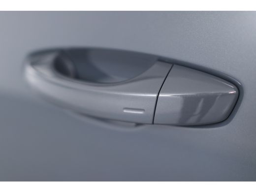 Audi Q3 35 TFSI Advanced edition | LED | Cruise Adaptive | Sportstoelen | Camera | Clima | Keyless | Navi... ActivLease financial lease