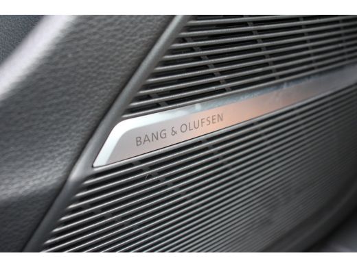 Audi Q8 60 TFSIe quattro S Competition | FACELIFT! | FULL OPTION! | PANODAK | 360 CAMERA | MEMORY SEATS +... ActivLease financial lease