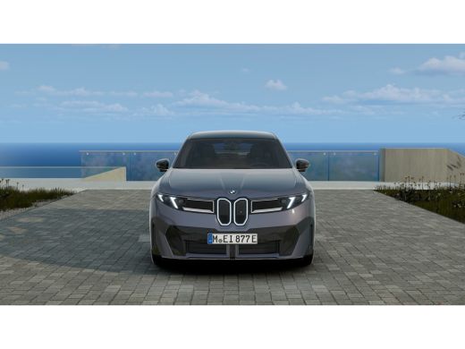 BMW iX3 50 xDrive M Sport / Panoramadak / Trekhaak / M Sportstoelen / Stuurverwarming / Parking Assistant... ActivLease financial lease