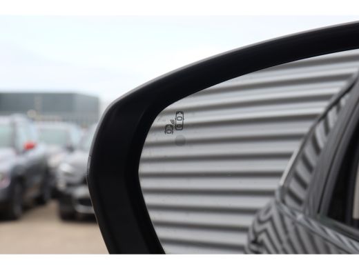 Citroën C5 Aircross 1.2 PURETECH 130PK SHINE AUTOMAAT / NAVI / LEDER / CLIMA / FULL-LED / PDC / 19" LMV / CAMERA / KE... ActivLease financial lease