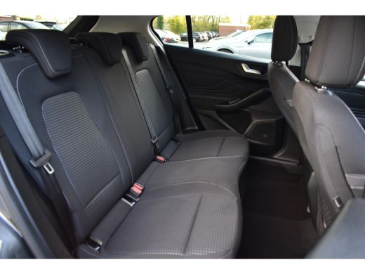 Ford Focus 1.0 125PK EcoBoost HYBRID BUSINESS CAMERA/NAVI/STUURVERW. ActivLease financial lease