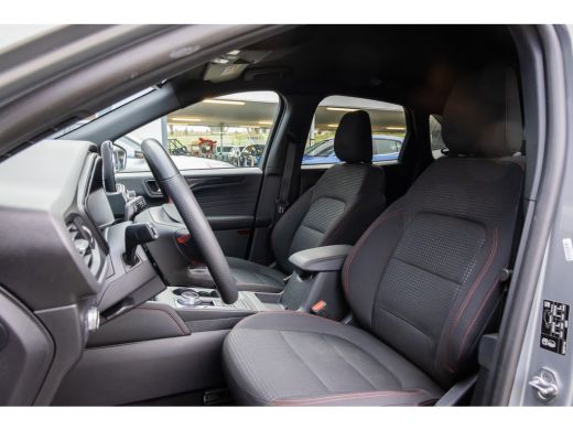 Ford Kuga 2.5 PHEV ST-Line | Achteruitrijcamera | Stuur/stoel/voorruit verwarming | Apple Carplay/Android A... ActivLease financial lease