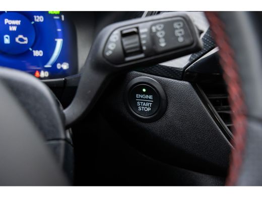 Ford Kuga 2.5 PHEV ST-Line | Achteruitrijcamera | Stuur/stoel/voorruit verwarming | Apple Carplay/Android A... ActivLease financial lease