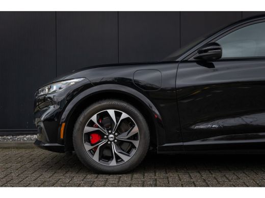 Ford Mustang Mach-E Mach-E Extended AWD 98 kWh Alle opties! | Pano-dak | B&O audio | 360 Camera | Elektrische Klep | ... ActivLease financial lease