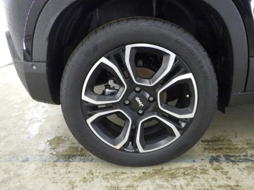 Jeep Avenger Summit 54 kWh Navigatie | Stoelverwarming | Carplay |  | 11 kW lader | Achteruitrijcamera | Apple... ActivLease financial lease