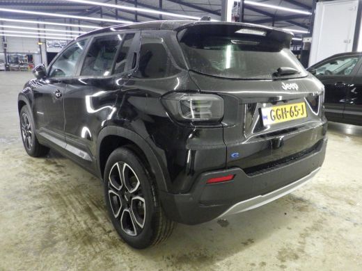 Jeep Avenger Summit 54 kWh Navigatie | Stoelverwarming | Carplay |  | 11 kW lader | Achteruitrijcamera | Apple... ActivLease financial lease