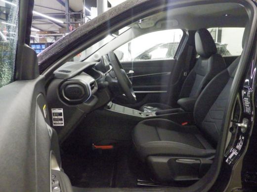 Jeep Avenger Summit 54 kWh Navigatie | Stoelverwarming | Carplay |  | 11 kW lader | Achteruitrijcamera | Apple... ActivLease financial lease