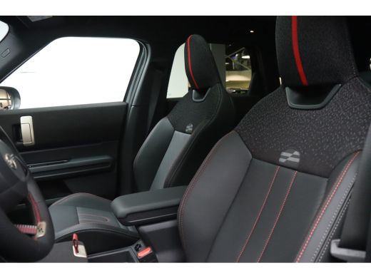 Mini Countryman E / John Cooper Works / Pakket L / 19" John Cooper Works Runway Spoke Black ActivLease financial lease