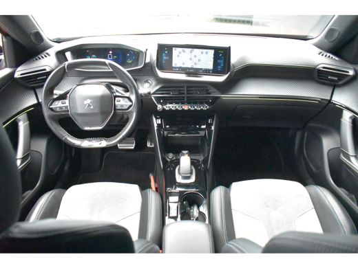Peugeot e-2008 EV GT Pack 50 kWh 3 Fase | Afn. Trekhaak | Alcantara | Leder | Stoelverwarming | Adaptive Cruise ... ActivLease financial lease
