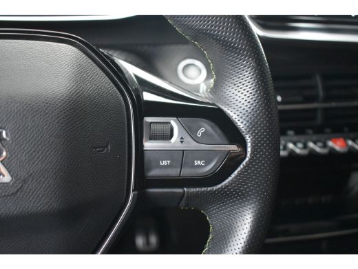 Peugeot e-2008 EV GT Pack 50 kWh 3 Fase | Afn. Trekhaak | Alcantara | Leder | Stoelverwarming | Adaptive Cruise ... ActivLease financial lease